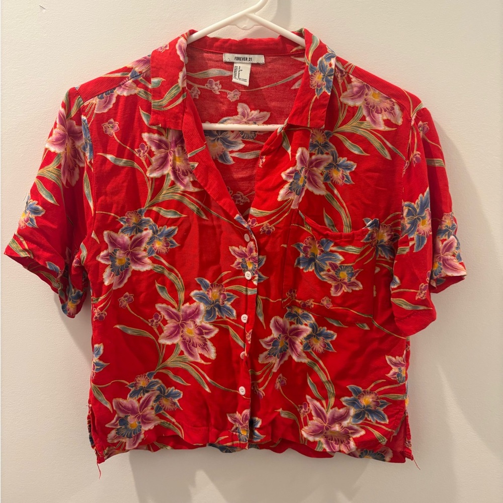 Women’s Forever 21 Short Sleeve Button Up Hawaiian Themed Crop Top- Small